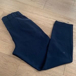 On the Fly Mid Rise Crop lululemon